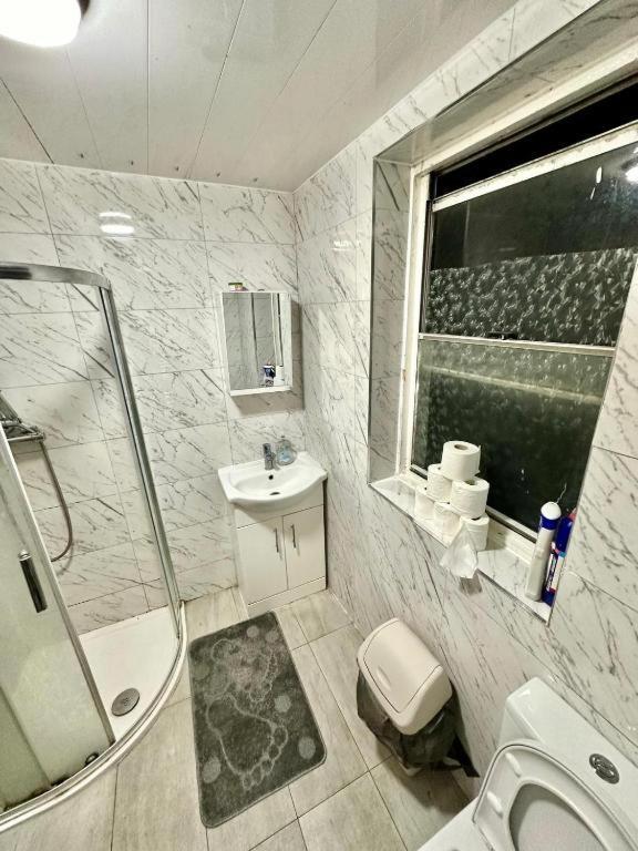Hotel Whitechapel Lindley House R2 Londra Esterno foto